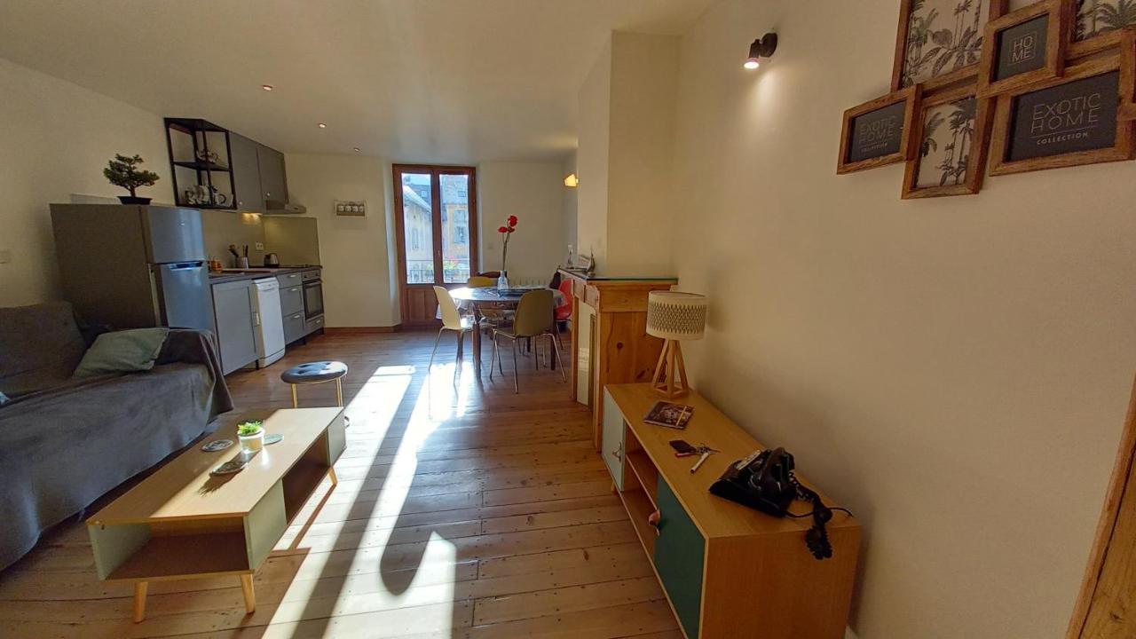 Appartement de charme le 1707 au cœur de la cité Vauban Briançon Exterior foto